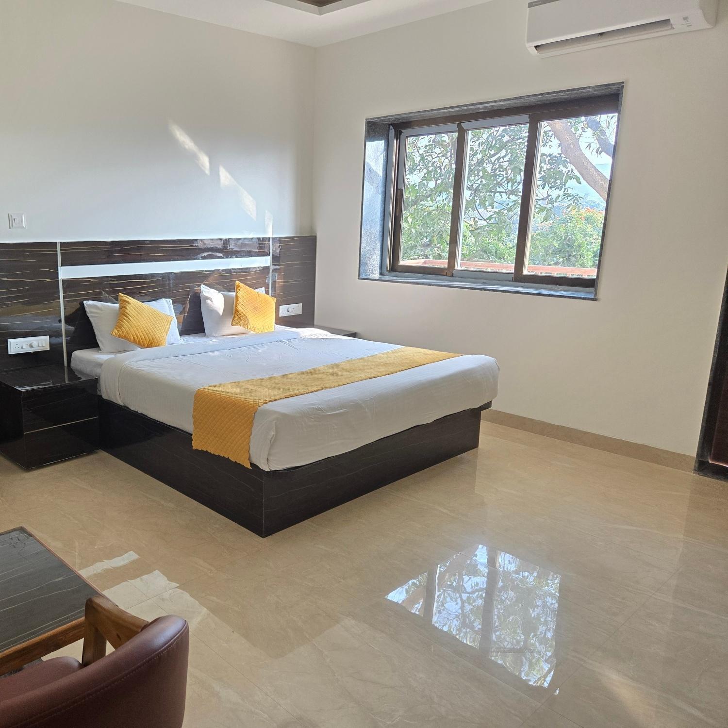 Hill View Hotel By Bil Lonavala Dış mekan fotoğraf