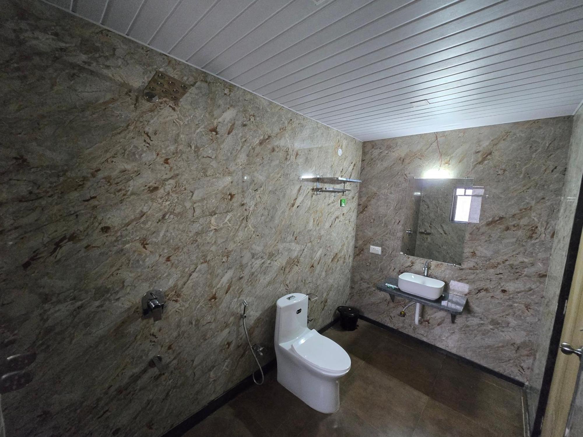 Hill View Hotel By Bil Lonavala Dış mekan fotoğraf