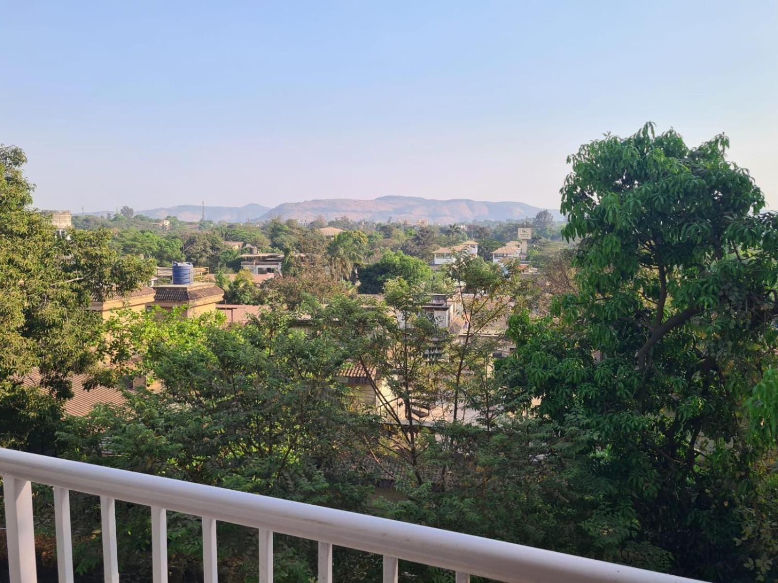 Hill View Hotel By Bil Lonavala Dış mekan fotoğraf