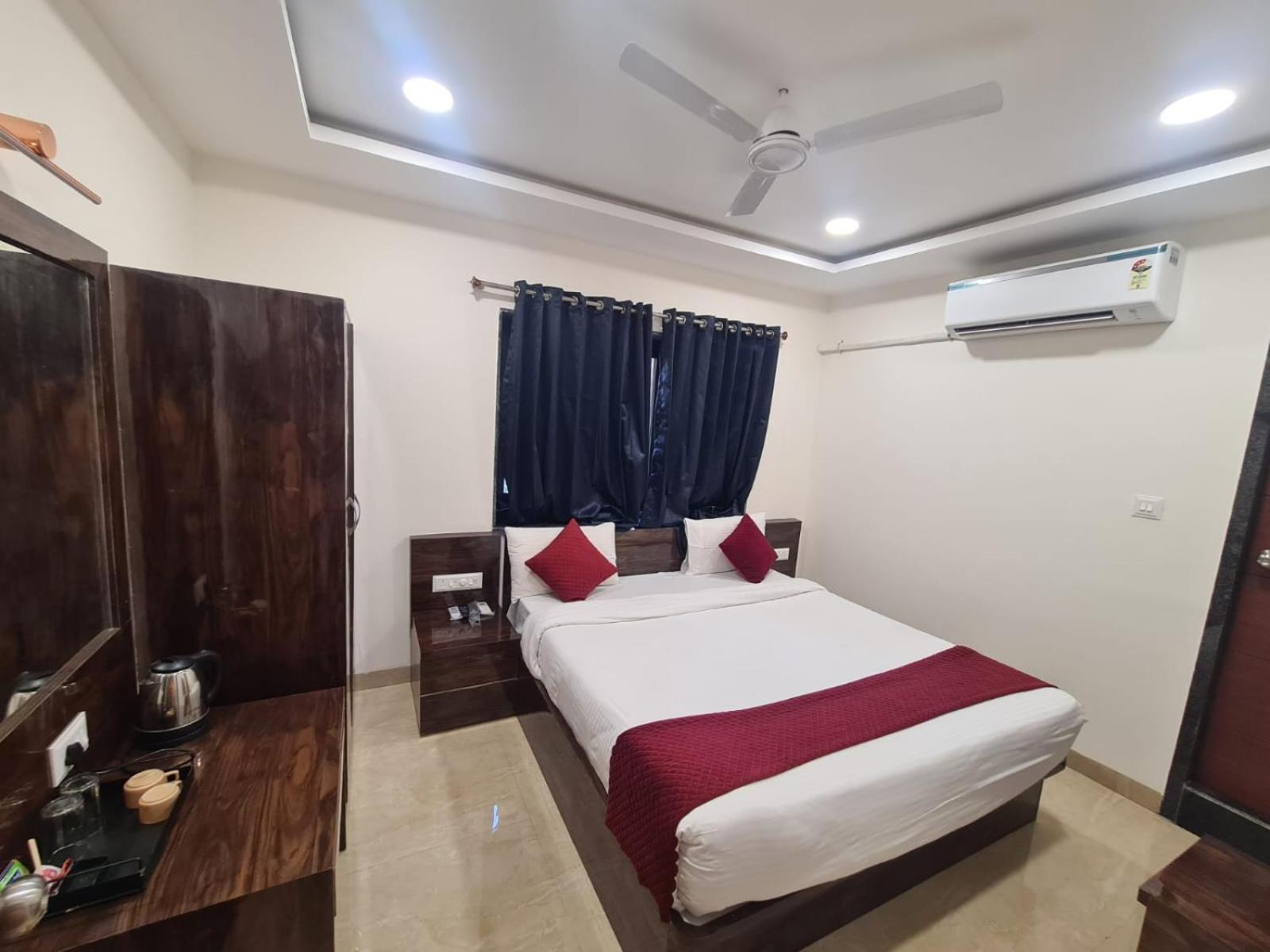 Hill View Hotel By Bil Lonavala Dış mekan fotoğraf