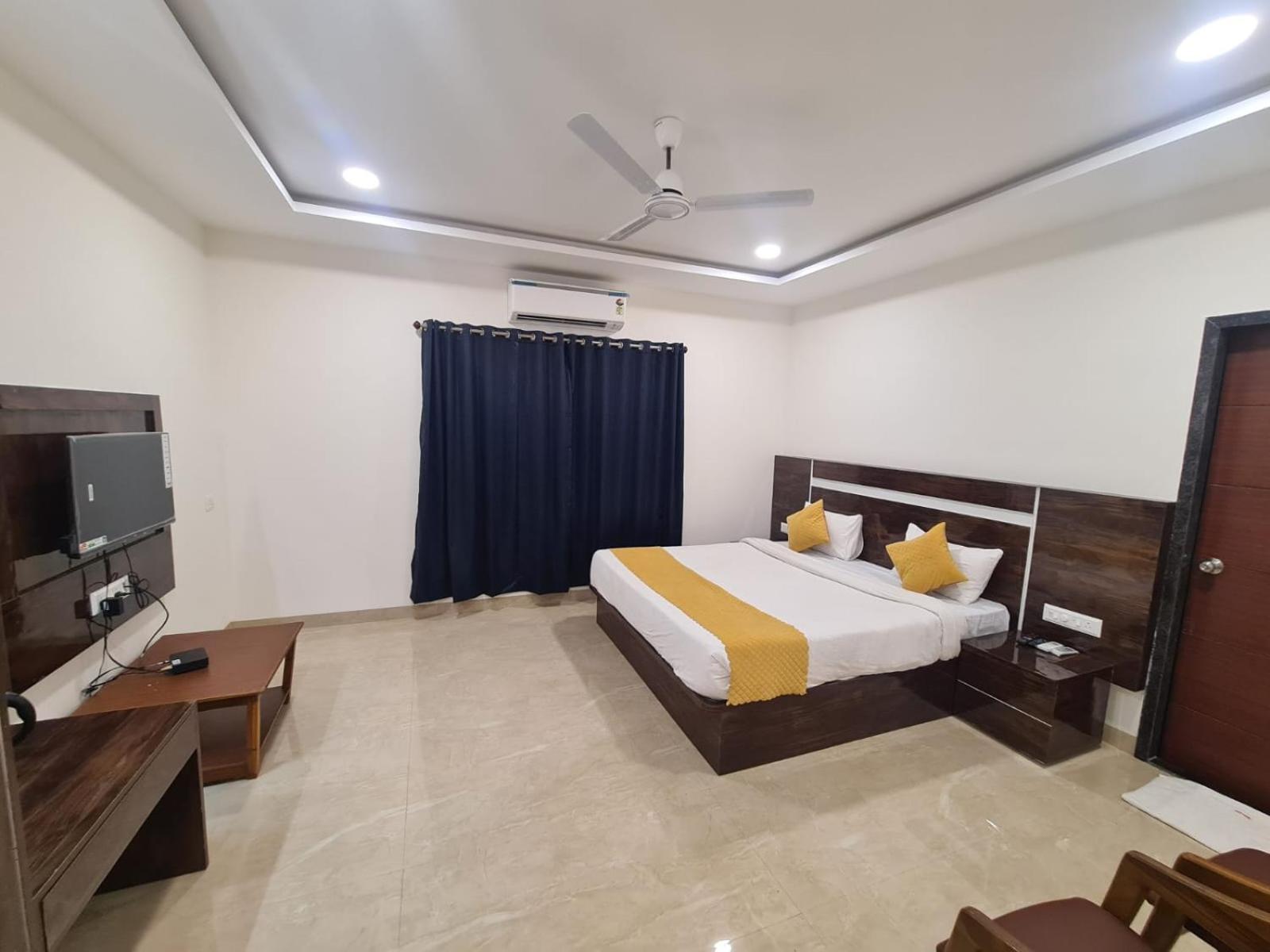 Hill View Hotel By Bil Lonavala Dış mekan fotoğraf